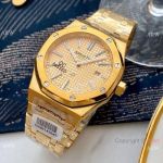 Swiss Quality Copy Audemars Piguet Royal Oak Jumbo Extra-Thin Yellow Gold 39MM Watch